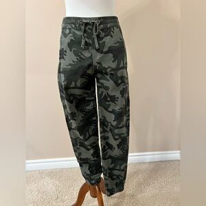 Union Bay Camo Joggers Medium Drawstring Elastic Waist Casual Utility Pants (21)